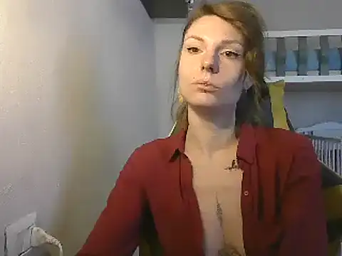 Feli blue online show from 03/21/25, 09:23