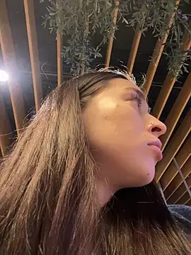 Holly Play online show from 12/12/24, 01:17