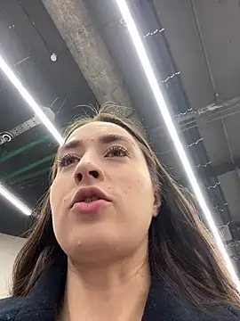 Holly Play online show from 12/19/24, 09:29