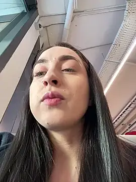 Holly Play online show from 02/04/25, 07:40