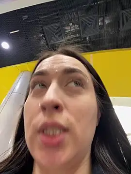 Holly Play online show from 02/13/25, 11:28