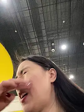 Holly Play online show from 02/24/25, 11:21