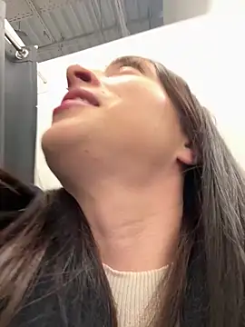 Holly Play online show from 02/28/25, 11:03