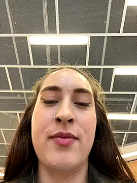 Holly Play online show from 09/10/25, 11:10