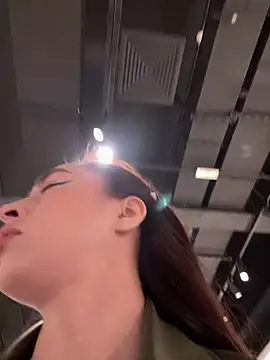 Holly Play online show from 09/30/25, 09:14