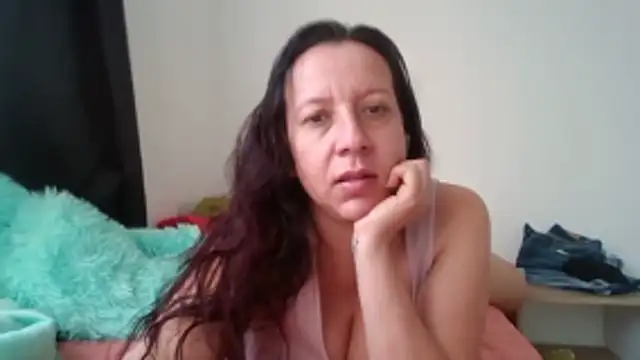 milfevha online show from 12/14/25, 11:59