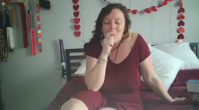 Lyrann89 online show from 03/08/25, 08:57