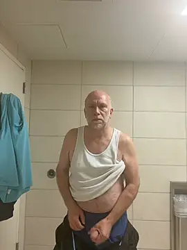 FLSexyGuy online show from 04/25/26, 05:32