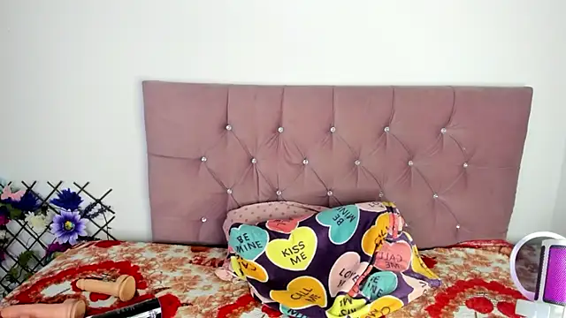 nicol jone1 online show from 03/13/25, 09:59