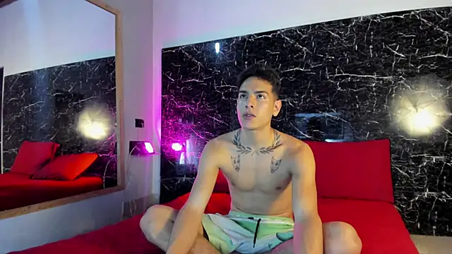 Couplehot  1 online show from 01/07/25, 11:56