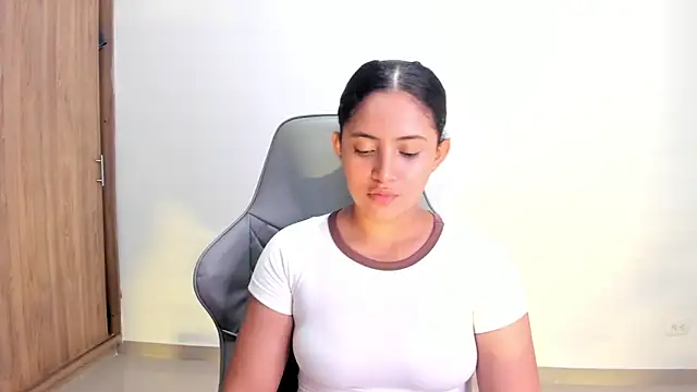 Isa squirt1 online show from 03/01/26, 04:14