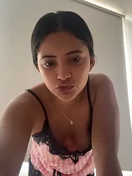 Snapshot of Isa_squirt1 chatting on 06/14/26, 06:43 Isa squirt1 online show from 06/14/26, 06:43