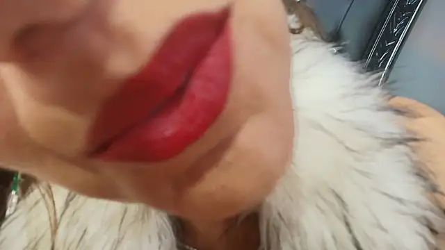 MelaniaKnauss online show from 02/28/25, 08:07