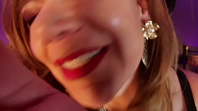 MelaniaKnauss online show from 04/21/26, 09:28