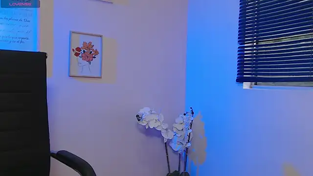 Snapshot of lucy_diiaz chatting on 01/03/25, 10:08 lucy diiaz online show from 01/03/25, 10:08