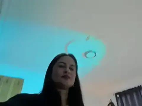 Snapshot of lucy_diiaz chatting on 09/22/25, 08:11 lucy diiaz online show from 09/22/25, 08:11