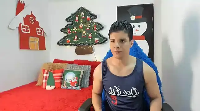 Snapshot of cory_okell chatting on 12/12/24, 01:32 cory okell online show from 12/12/24, 01:32