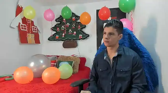 Snapshot of cory_okell chatting on 12/30/24, 11:38 cory okell online show from 12/30/24, 11:38