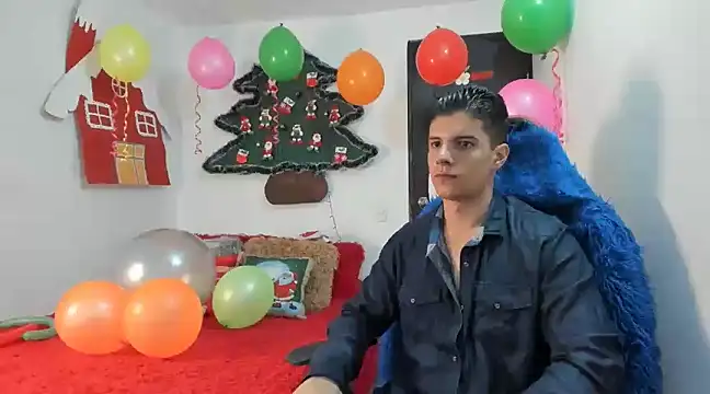 Snapshot of cory_okell chatting on 12/31/24, 02:40 cory okell online show from 12/31/24, 02:40