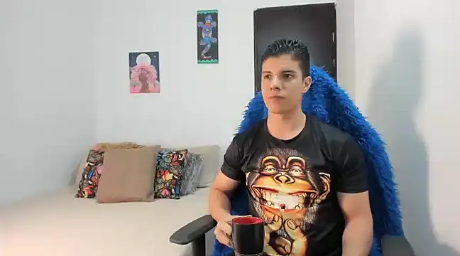 Snapshot of cory_okell chatting on 01/08/25, 01:00 cory okell online show from 01/08/25, 01:00