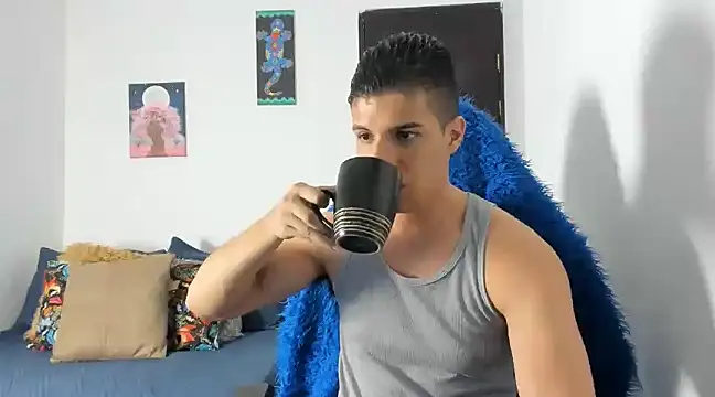 Snapshot of cory_okell chatting on 01/27/25, 04:52 cory okell online show from 01/27/25, 04:52