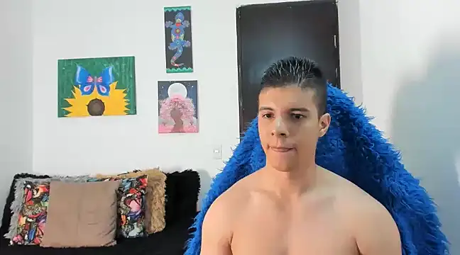 Snapshot of cory_okell chatting on 03/20/25, 01:24 cory okell online show from 03/20/25, 01:24