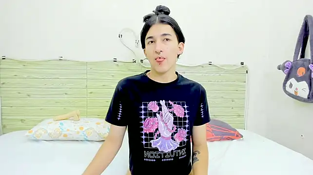 Evil Queen13 online show from 01/05/26, 08:34