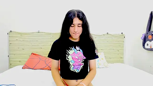 Evil Queen13 online show from 02/10/26, 08:46