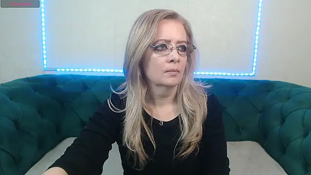 IvanaCharm online show from 03/01/25, 04:26