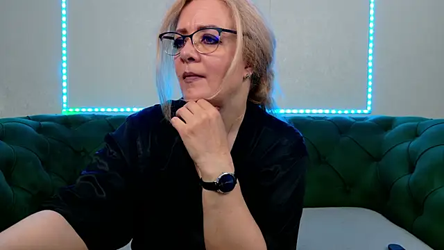 IvanaCharm online show from 07/19/26, 03:32