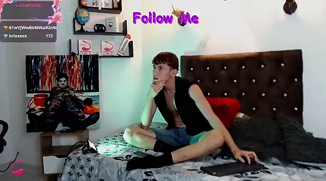 flowers18 online show from 02/26/25, 01:00