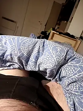 Snapshot of pipek11199 chatting on 03/12/25, 09:24 pipek11199 online show from 03/12/25, 09:24