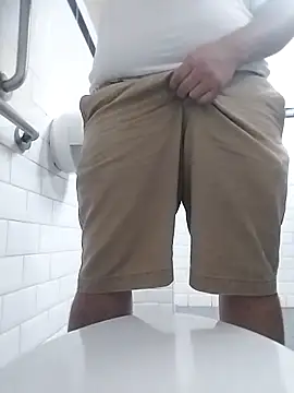 Whiper2024 online show from 09/14/25, 07:46