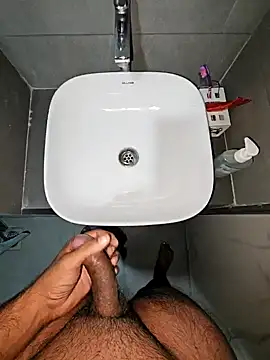 rahulGJ03 online show from 02/05/25, 06:59