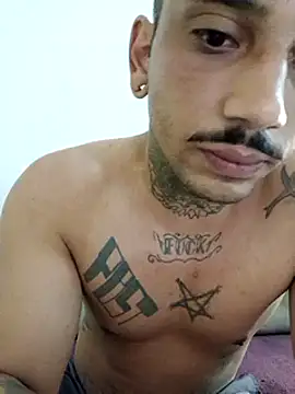 Snapshot of Guihenrick chatting on 02/28/26, 02:34 Guihenrick online show from 02/28/26, 02:34