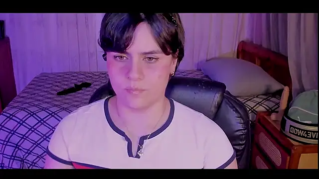 isabelacooperr online show from 05/07/26, 04:18