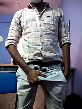 Snapshot of Tamilandteluguboy14 chatting on 01/24/25, 10:00 Tamilandteluguboy14 online show from 01/24/25, 10:00