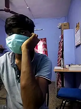 Tamilandteluguboy14 online show from 04/08/26, 11:54