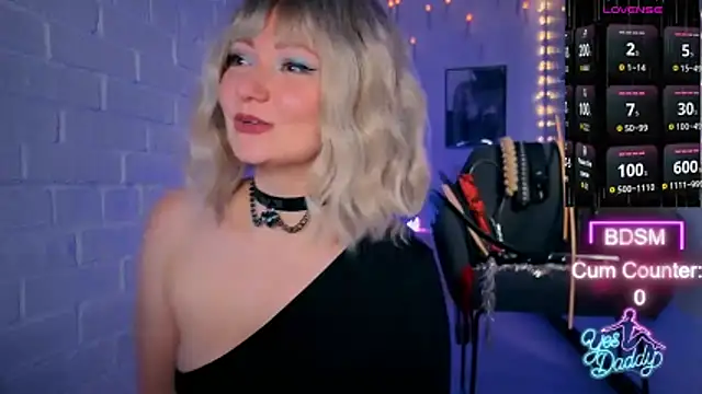 Snapshot of Sandralawrence chatting on 03/04/26, 09:43 Sandralawrence online show from 03/04/26, 09:43