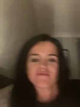 English-Chloe96 online show from 12/18/24, 08:36