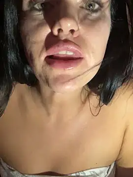 English-Chloe96 online show from 01/17/25, 09:06