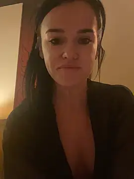 English-Chloe96 online show from 02/26/25, 05:39