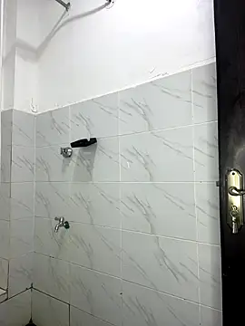 prettiepearl online show from 10/31/25, 01:17