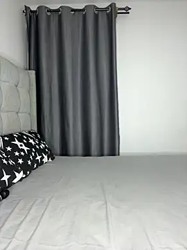 prettiepearl online show from 11/15/25, 11:21