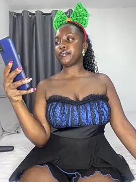 prettiepearl online show from 12/22/25, 09:01