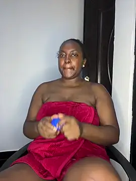 prettiepearl online show from 05/25/26, 04:07