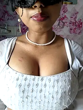 sandy naughty online show from 02/13/26, 08:10