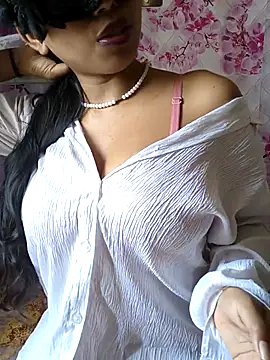 sandy naughty online show from 04/10/26, 08:41