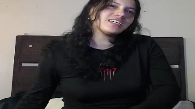 Snapshot of realshy-Stepsis chatting on 06/11/26, 12:36 realshy-Stepsis online show from 06/11/26, 12:36