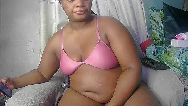 Snapshot of Sexyebonyxxx87 chatting on 02/22/25, 06:28 Sexyebonyxxx87 online show from 02/22/25, 06:28